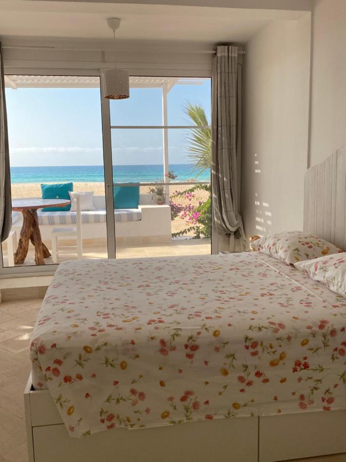 Villa Nº25B Alfredo Marchetti Suites On The Beach Praia Di Chaves Rabil Exterior photo